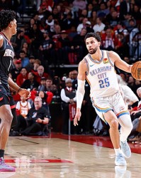 星空体育首页-攻防两端都完爆火箭！雷霆次轮秀确实已经成为联盟顶级第六人了？