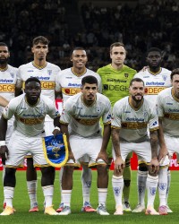 星空体育首页-科维诺：莱切的魔法大师，一生奉献。斯蒂基·达米亚尼称赞：“独一无二的热情，一位伟人”