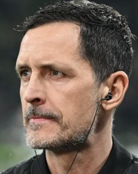 星空体育首页-克勒舍：托普穆勒下一场是否还会出现在教练席？我们正在讨论