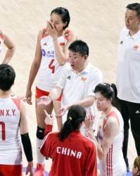 星空体育平台-6连胜后遭2连败让女排警醒 对阵美塞做好困难准备